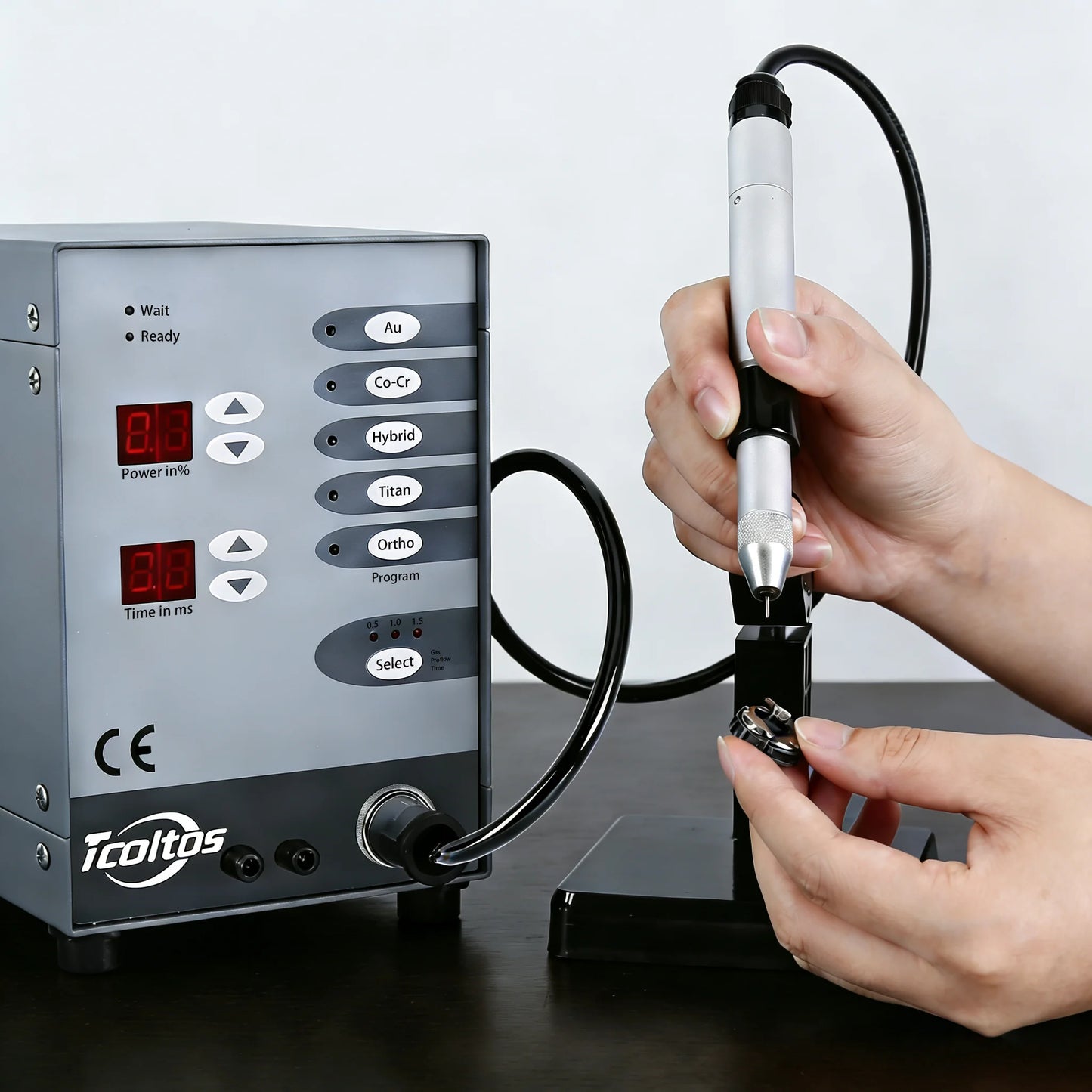 CNC Pulse Argon Arc TIG Jewelry Spot Welder For Gold Silver